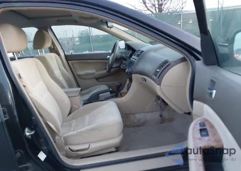 2004 Honda Accord 2.4 Ex from USA, damaged, VIN 1HGCM56684A072897